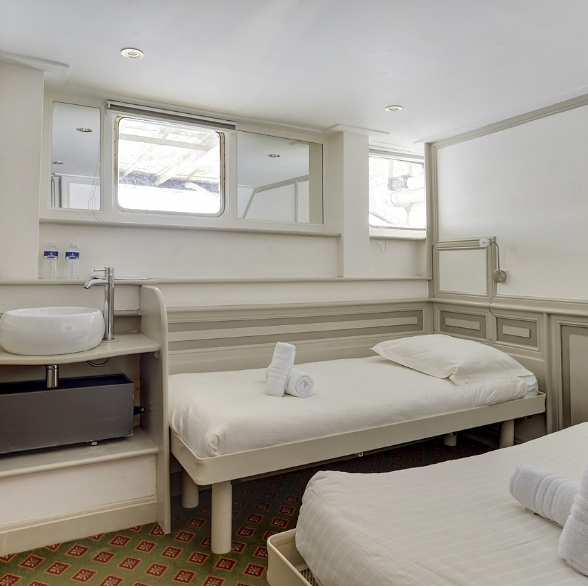 Partyschip Hotel Restaurant Amsterdam Noord